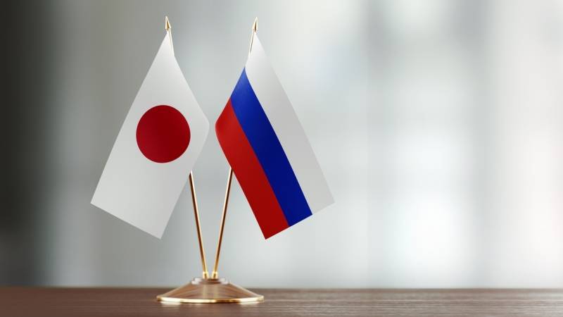Глава МИД Японии сообщил о переходе к новому этапу переговоров с Россией