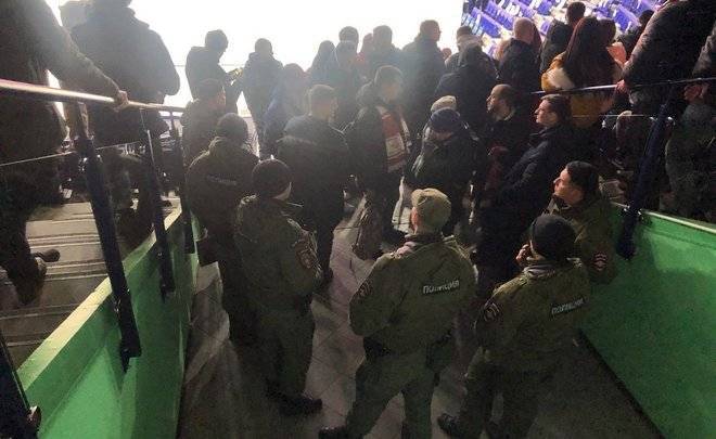 Болельщики хоккейного «Спартака» пожаловались в соцсетях на действие казанской полиции