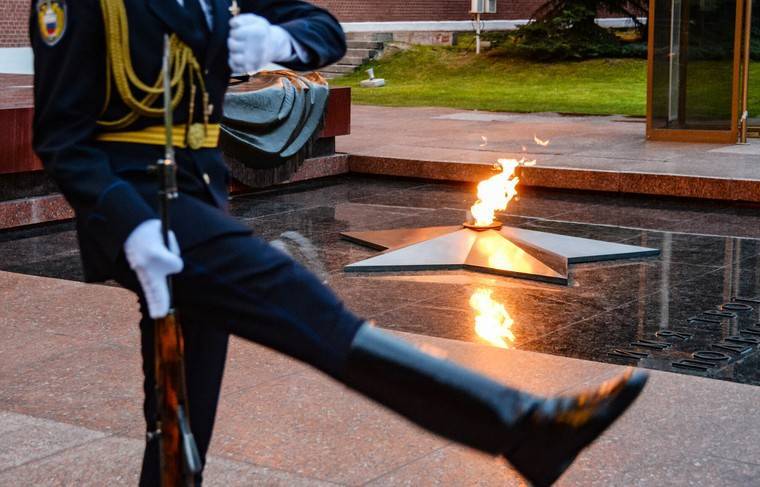 В Москве проведут профилактику Вечного огня на Могиле Неизвестно солдата