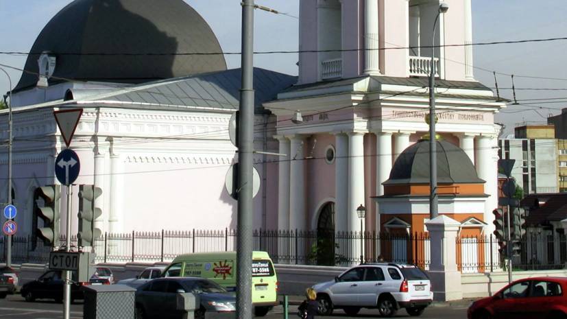 Двое пострадавших при нападении на храм в Москве были пономарями — РТ на русском