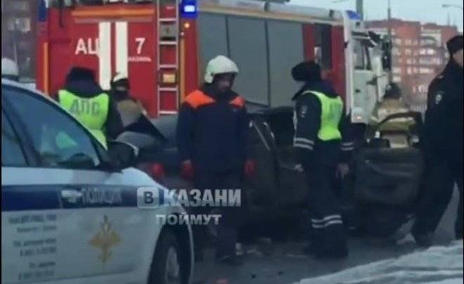 Соцсети: в Казани на проспекте Победы произошло смертельное ДТП
