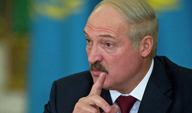 Лукашенко пригрозил России штрафами за срыв сроков строительства БелАЭС