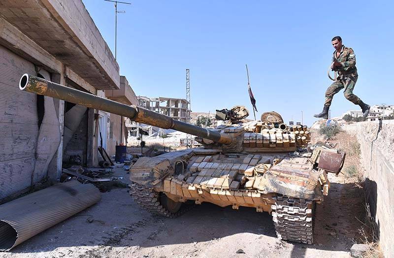 Боевики в Сирии пошли в атаку на трофейном Т-90