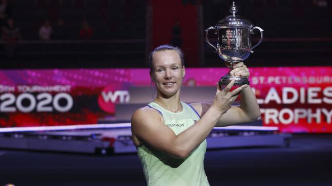 Бертенс стала победительницей в теннисном турнире в Петербурге