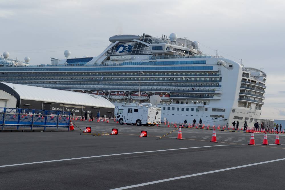 Россиянка заразилась коронавирусом на лайнере Diamond Princess в Японии