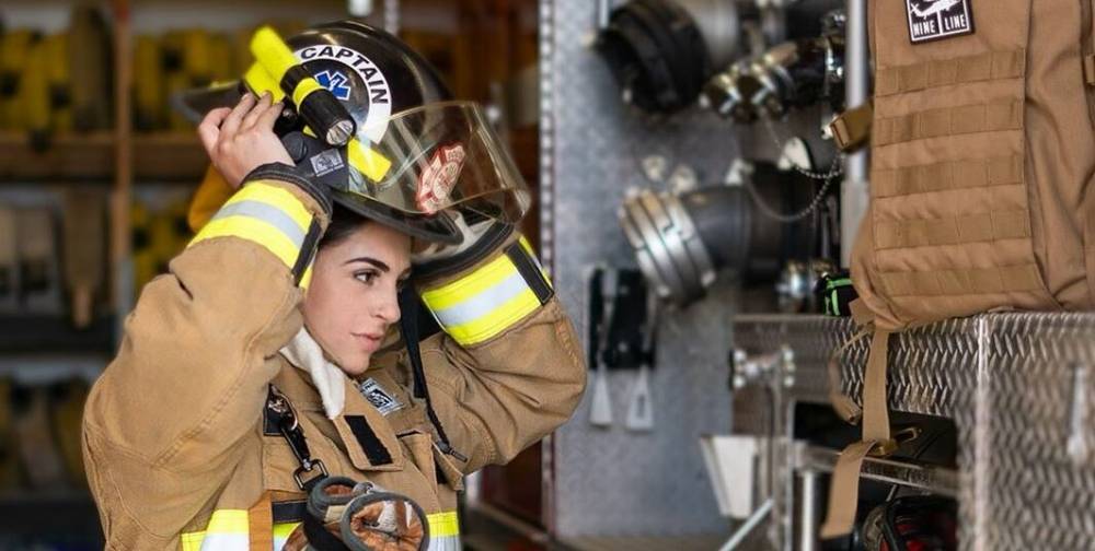 Женщину-пожарную уволили за слишком откровенный Instagram - Cursorinfo: главные новости Израиля