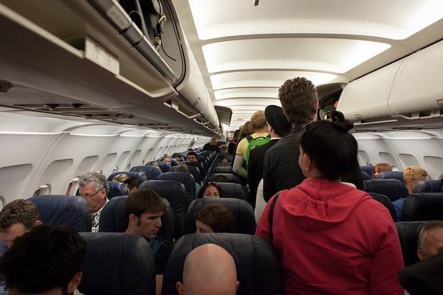 Чем опасен туалет в самолете: бортпроводник открыл пассажирам неприятную правду - Cursorinfo: главные новости Израиля