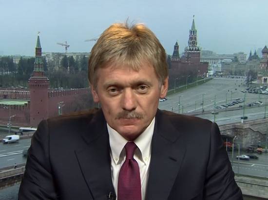 Песков прокомментировал Лукашенко о стоянии «на коленях» перед Россией