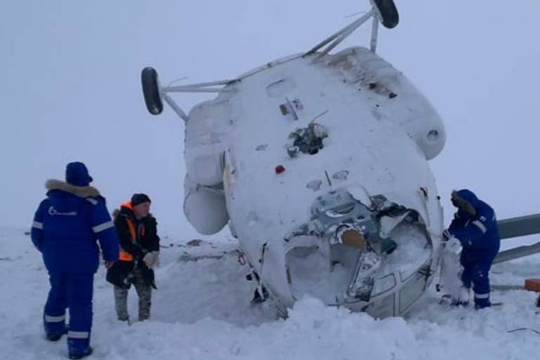 СК опубликовал видео с места жесткой посадки вертолета на Ямале