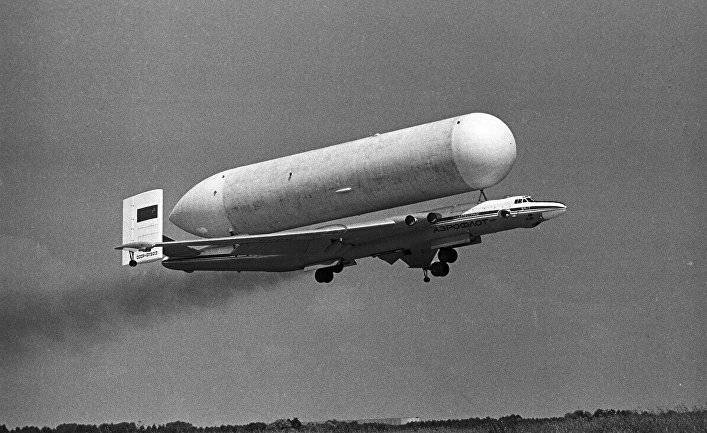 Знакомьтесь: огромный самолет, построенный Россией для перевозки космического челнока (The National Interest, США)