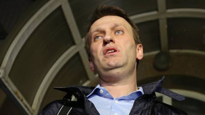 «Баба Яга» против поправок в Конституцию и сбоку Навальный