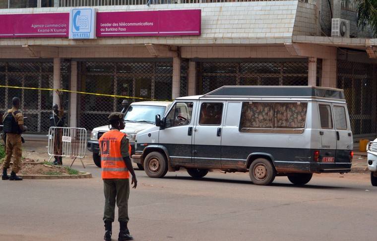 24 человека погибли при нападении исламистов на церковь в Буркина-Фасо