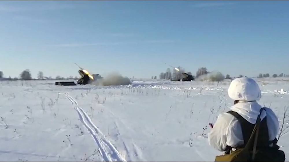 Опубликовано видео первых стрельб из новых систем "Град"