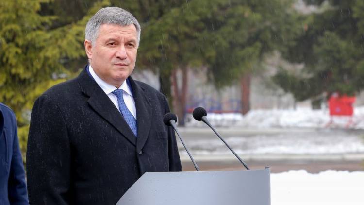 Глава МВД Украины отверг идею о совместном патрулировании границы в Донбассе