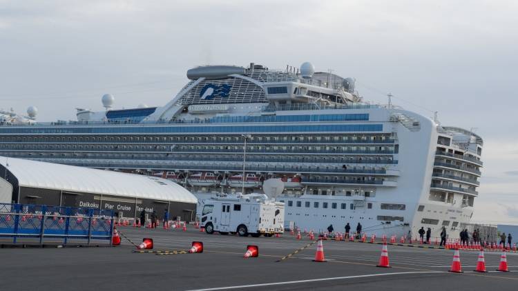 Пассажиры японского лайнера Diamond Princess смогут покинуть судно в среду