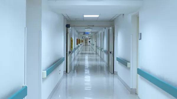 В КЧР решают вопрос об увольнении врача после драки в больнице