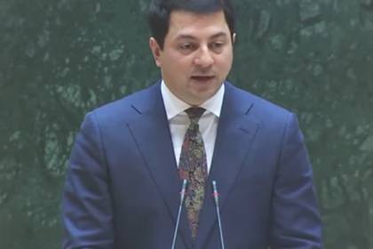 Спикер парламента Грузии выступил под гимн СССР