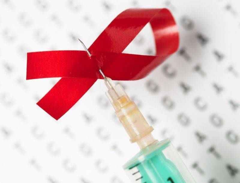 Покровский призвал больше финансировать профилактику распространения ВИЧ