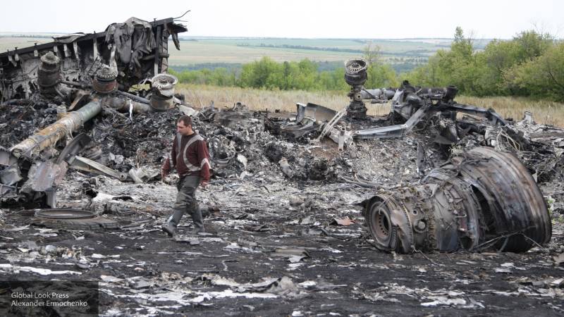 Вранье Bellingcat о вине РФ в крушении MH17 подтвердили новые факты голландских спецслужб