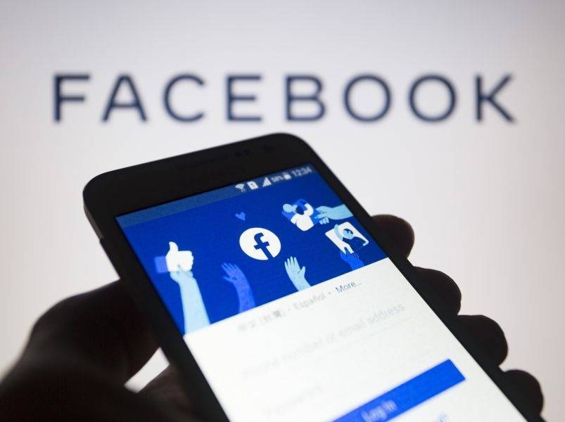 Facebook ради демократии создаст независимый орган по оценке решений модераторов