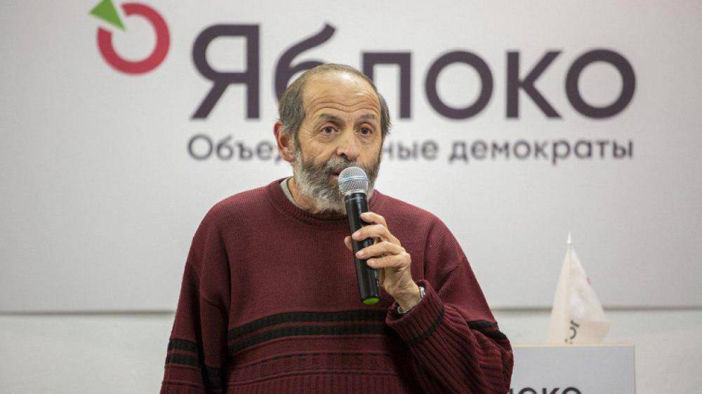 «Яблочников» подозревают в организации ДТП, в котором пострадал петербургский депутат