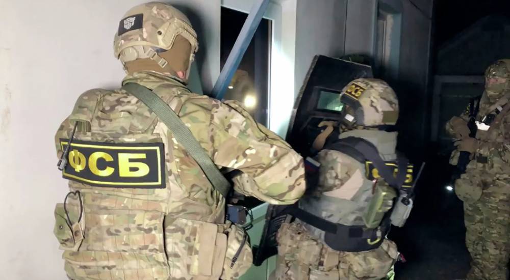ФСБ пресекла в Керчи готовившиеся в образовательных учреждениях теракты