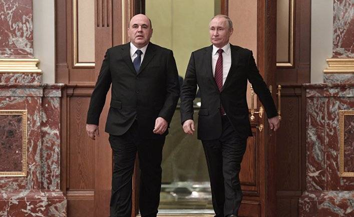Bloomberg (США): Путин хочет опять начать тратить деньги. Вот как он это будет делать