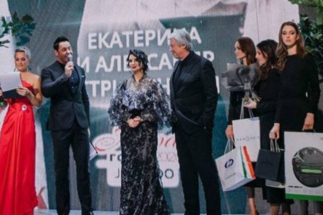Супруги Стриженовы отдали свою премию «Пара года» Заворотнюк и Чернышеву