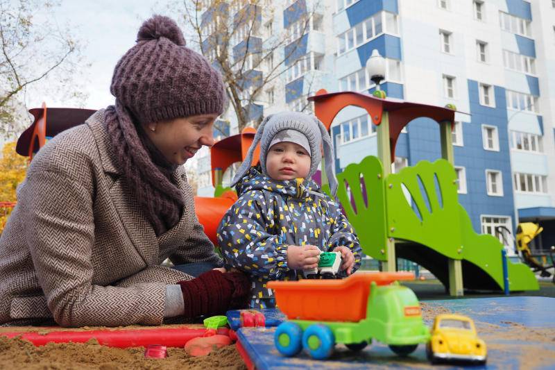 Детсад и школу построят по реновации в поселке Новобратцевский