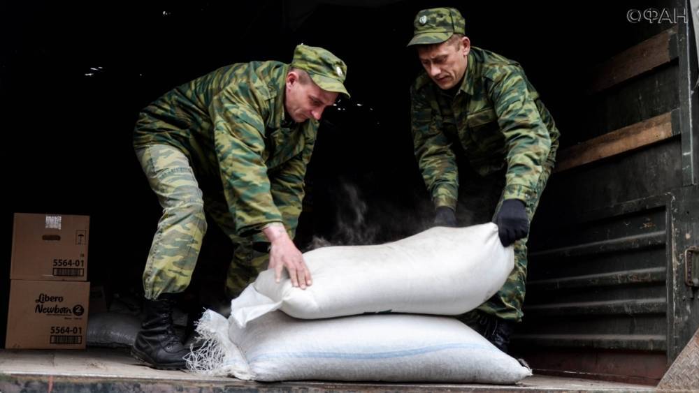 Лондон призвал Россию прекратить отправлять гуманитарные конвои в Донбасс