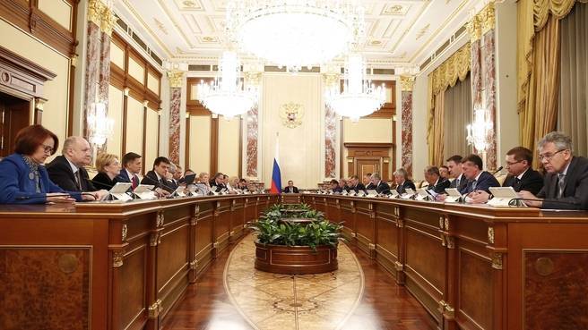 Кабинет министров внес в Госдуму поправки в бюджет России на 2020-2022 годы
