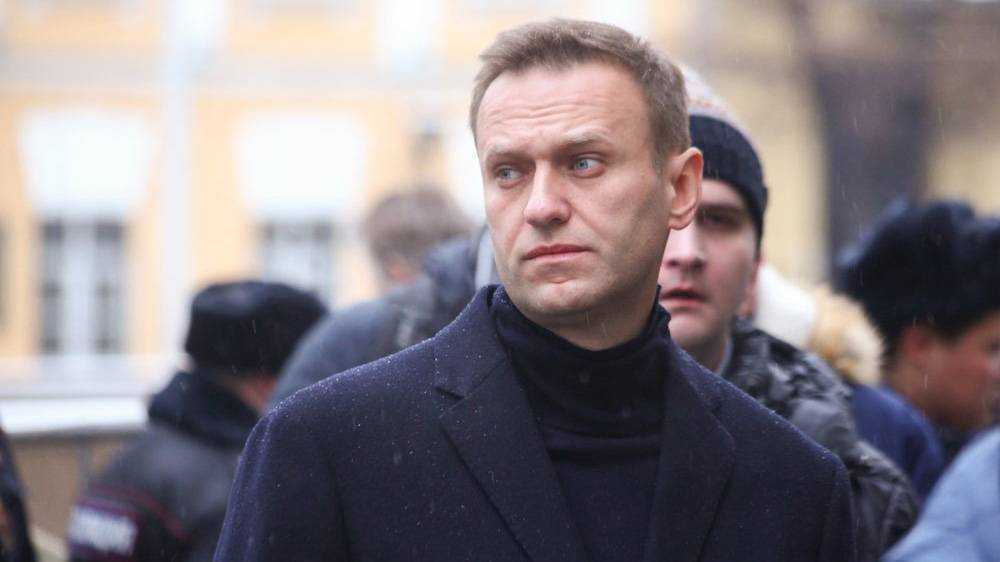 Недовольные спонсоры Навального могли вызвать его в Ригу для встряски