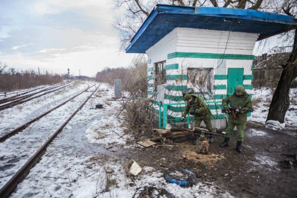 Украинские военные потеряли передовой пункт на границе с ЛНР