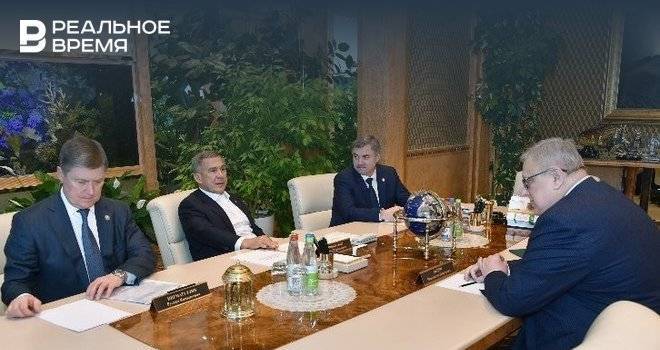 Минниханов обсудил финподдержку Татарстана с главой Фонда содействия реформированию ЖКХ