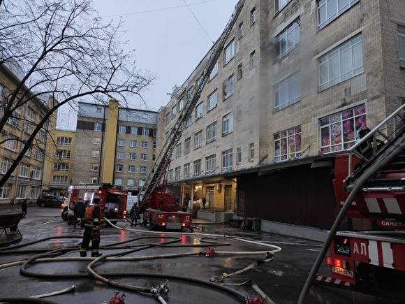 В Петербурге горит «Лениздат»