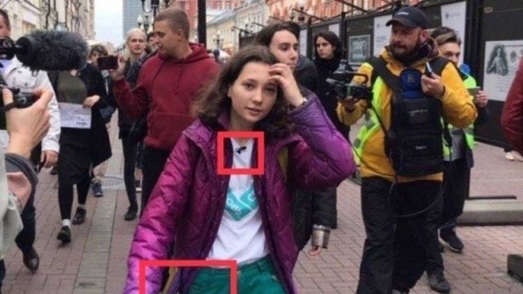 Участница митингов против поправок в Конституцию Мисик приревновала отца к Путину
