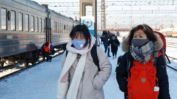 Граждане Китая начали покидать Приморский край из-за смертельного вируса