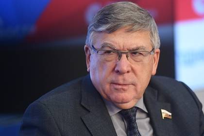 Российский сенатор пристыдил звезд из-за жалоб на маленькие пенсии