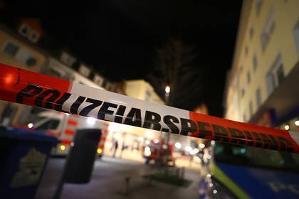 Подозреваемого в расстреле людей в немецком городе нашли мертвым - lenta.ru - Германия - Ханау