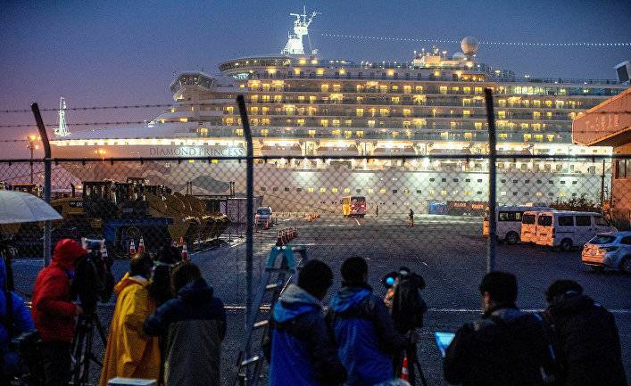 Der Spiegel (Германия): два пассажира на борту зараженного коронавирусом лайнера скончались