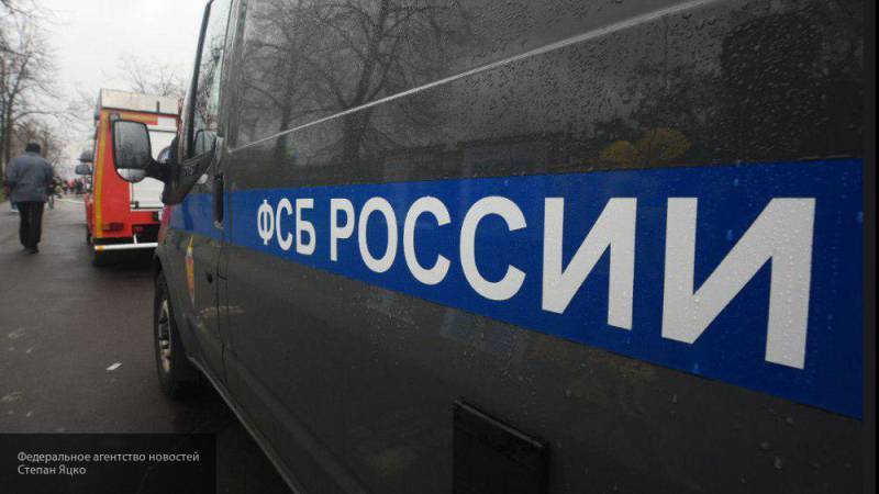 ФСБ и МВД пресекли деятельность сети подпольных оружейников в 19 регионах РФ