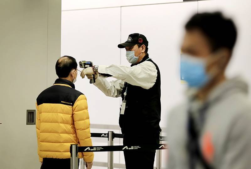 Японские чиновники заразились коронавирусом на Diamond Princess