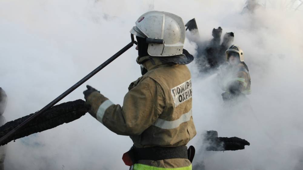 Грузовик сгорел на Балаклавском шоссе в Крыму