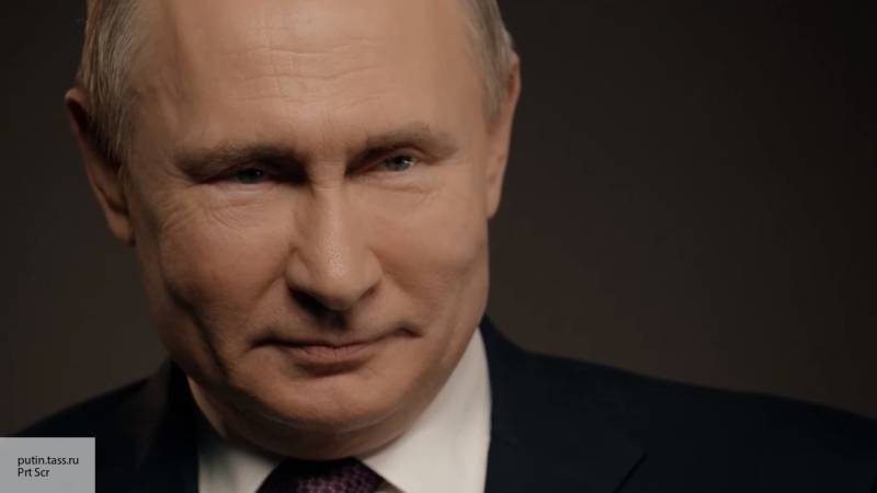 Путин потребовал от ФСБ наивысшего уровня защиты во время празднования Дня Победы