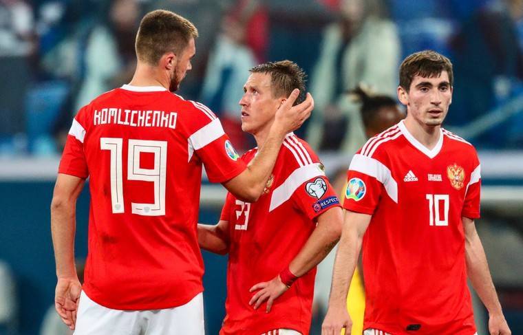 Сборая России осталась на 38-м месте в рейтинге ФИФА