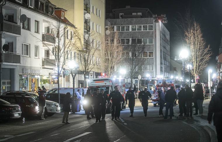 Полиция расследует стрельбу в Германии как теракт