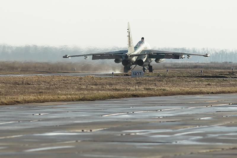 Су-25 загорелся на аэродроме в Липецке