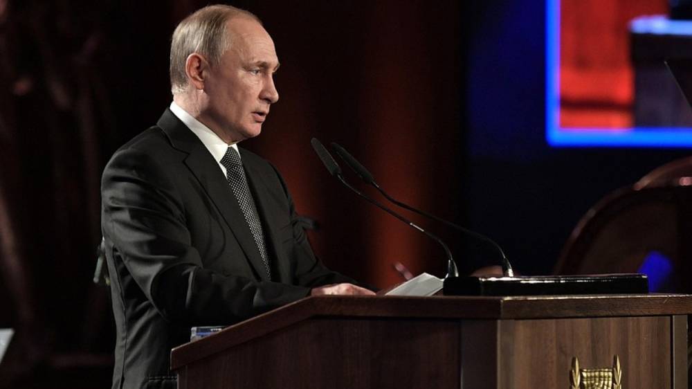 Путин поблагодарил США за помощь в предотвращении петербургского теракта