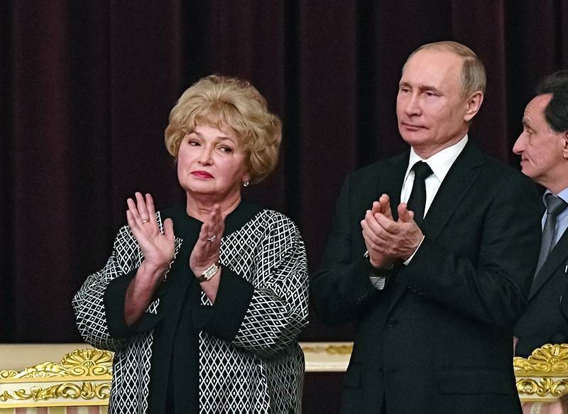 Нарусову тронула речь Путина в память о Собчаке