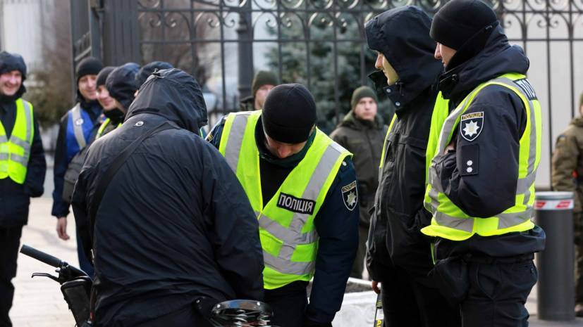 На Украине задержали протестующих против эвакуации украинцев из КНР — РТ на русском